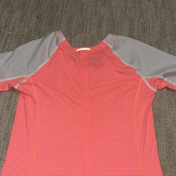 Lululemon Run Turn It Up Tee Woman's Size 6 Pop Orange Reflective Stretch Top - Picture 8 of 8